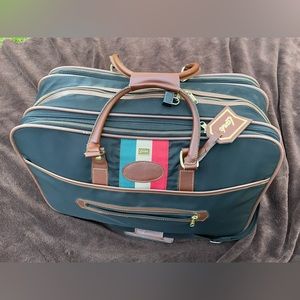 Vintage 1980s LARK Expandable Carry-on Luggage Weekend Bag  20x13x7 Forest Green